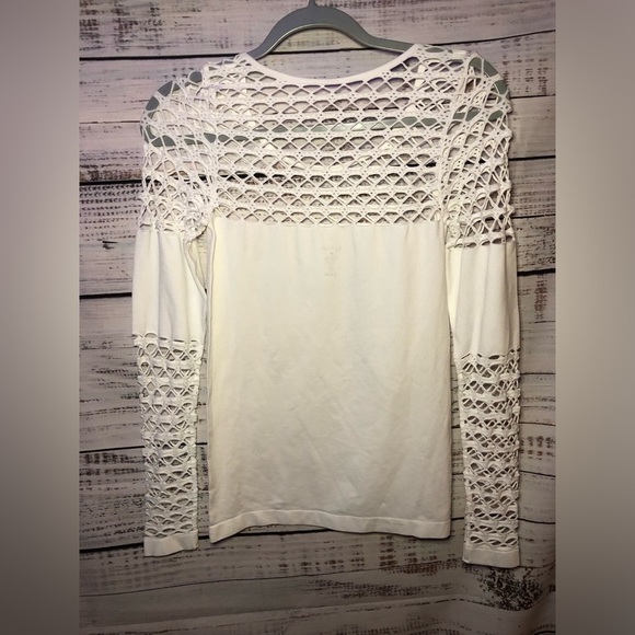 VENUS White Crochet Long Sleeve Top Medium - Picture 9 of 9